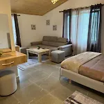 Qyteza & Apartment *