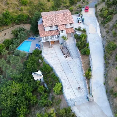 Apartman Qyteza &