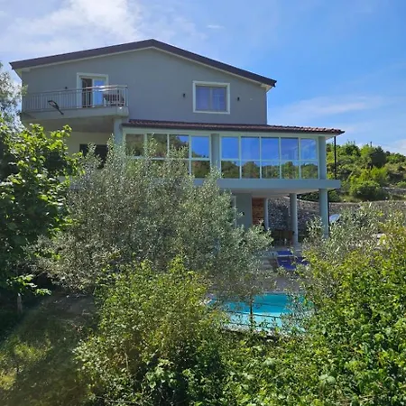 Qyteza & Apartament Szkodra